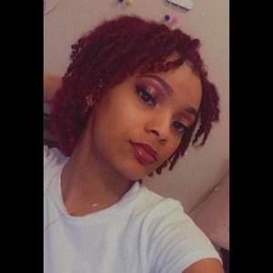 Meet your Posher, Jakira